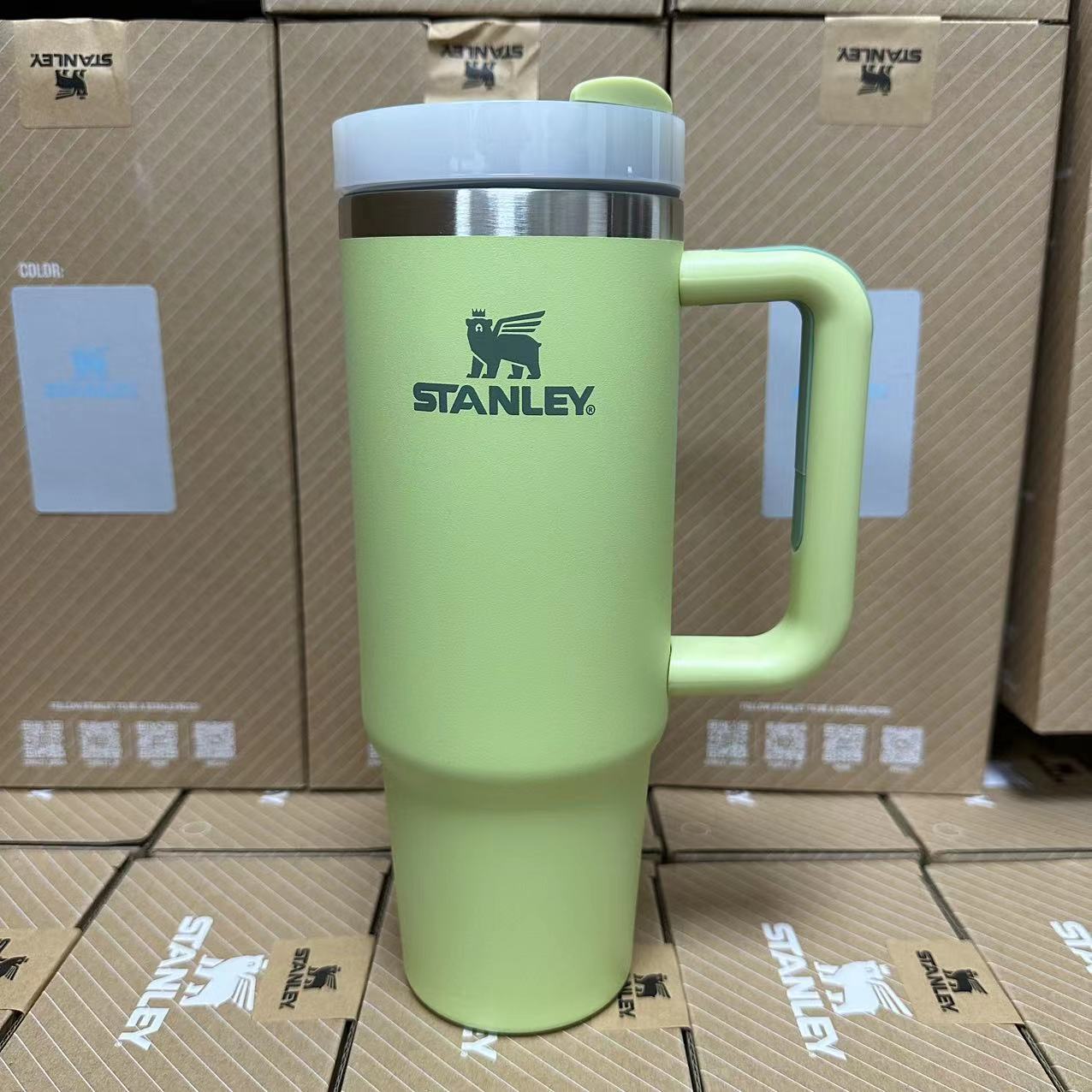 Taza de viaje Stanley de acero inoxidable de 30 oz para coche